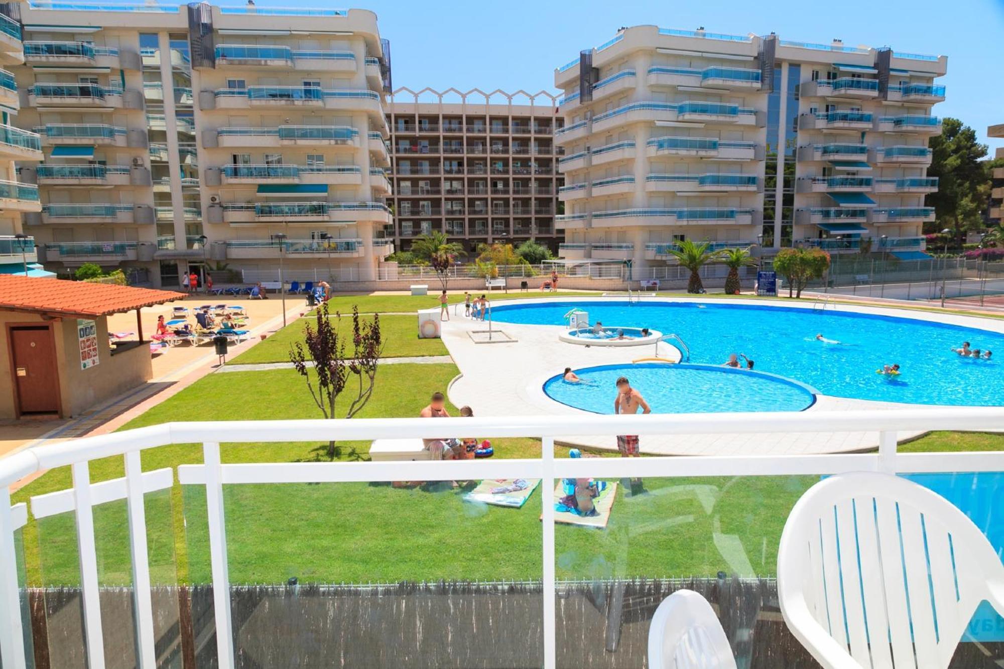 Uhc Larimar Family Complex Apartment Salou Room photo